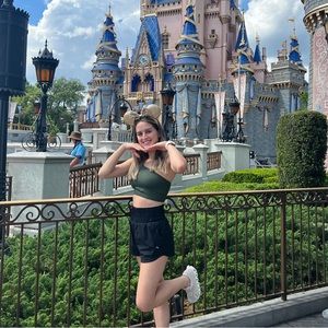 Meet your Posher, Bethany